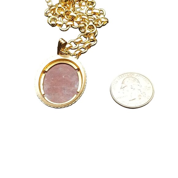 Vintage Gold-Tone Chain Necklace with Oval Red Agate Pendant - Picture 5 of 5